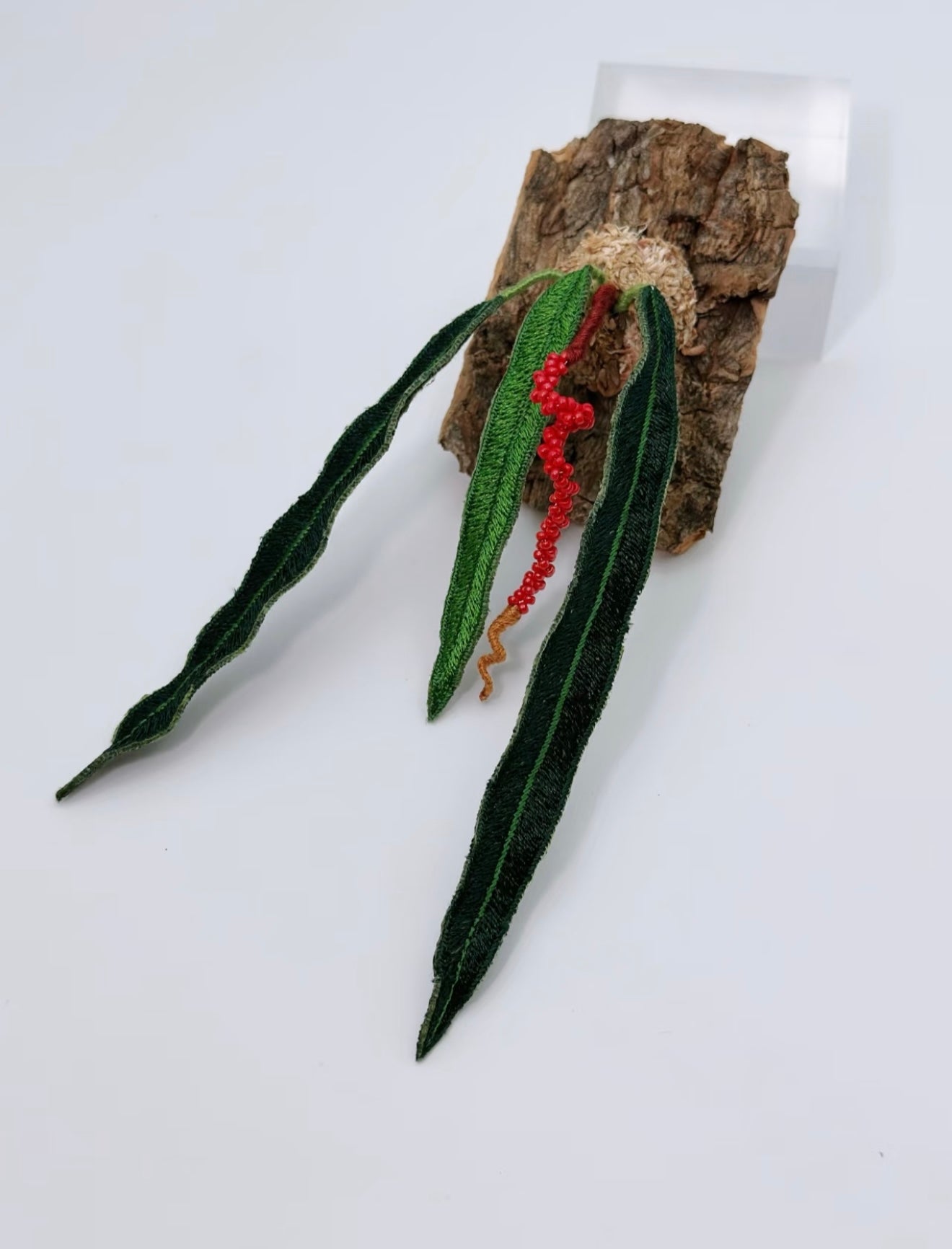 Wendy Anthurium Tie – Hand-Embroidered Fridge Magnet