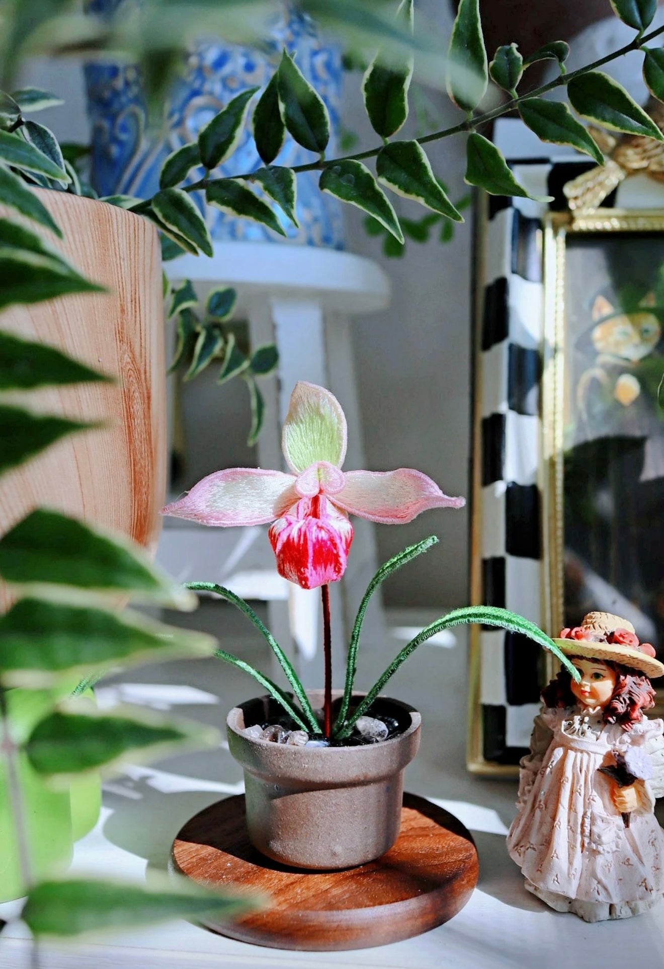 Handmade Embroidered Paphiopedilum Decor